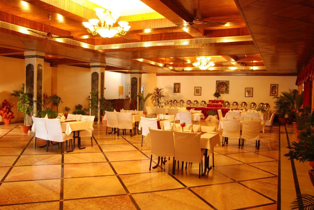 Hotel Corbett Kingdom 兰纳加 外观 照片